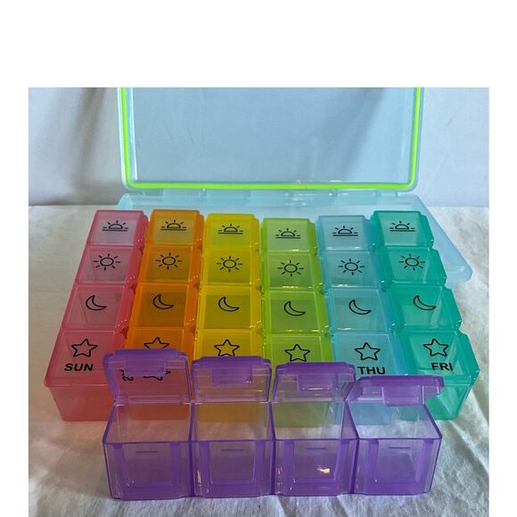 Auvon 7 Day Weekly Medication Pill Organizer Storage Container Box 4 Times A Day - Picture 5 of 6